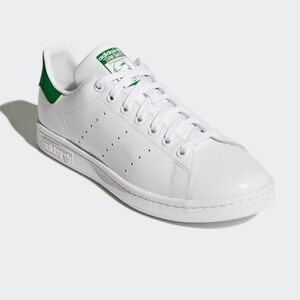 ADIDAS Stan Smith Tennis Shoes